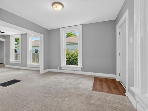 Tiny photo for 1608 Sinclair Street, Fort Wayne, IN 46808 (MLS # 202618706)