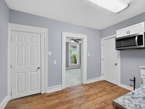 Tiny photo for 1608 Sinclair Street, Fort Wayne, IN 46808 (MLS # 202618706)