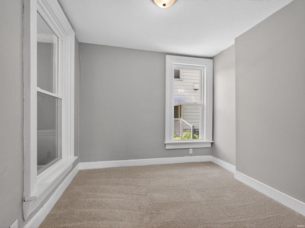Photo of 1608 Sinclair Street, Fort Wayne, IN 46808 (MLS # 202618706)