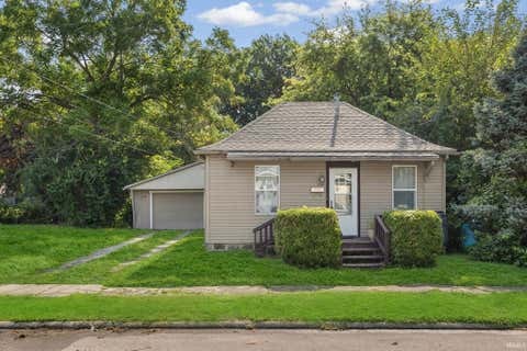 Photo of 1123 S 21St Street, Lafayette, IN 47905 (MLS # 202632090)