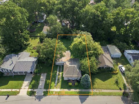 Tiny photo for 1123 S 21St Street, Lafayette, IN 47905 (MLS # 202632090)