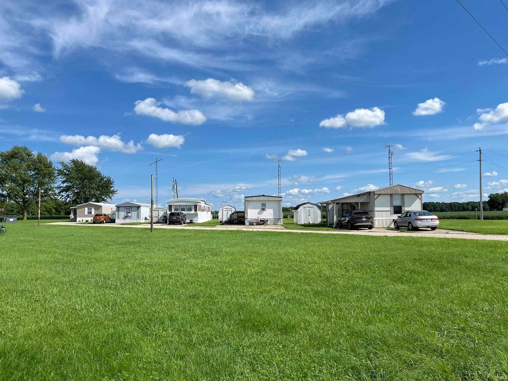 Photo of 3533 N 100 E, Winchester, IN 47394 (MLS # 202634780)