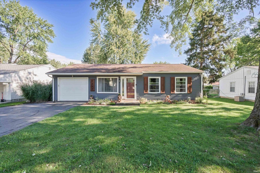 Photo of 1167 Falls Avenue, Wabash, IN 46992 (MLS # 202639569)