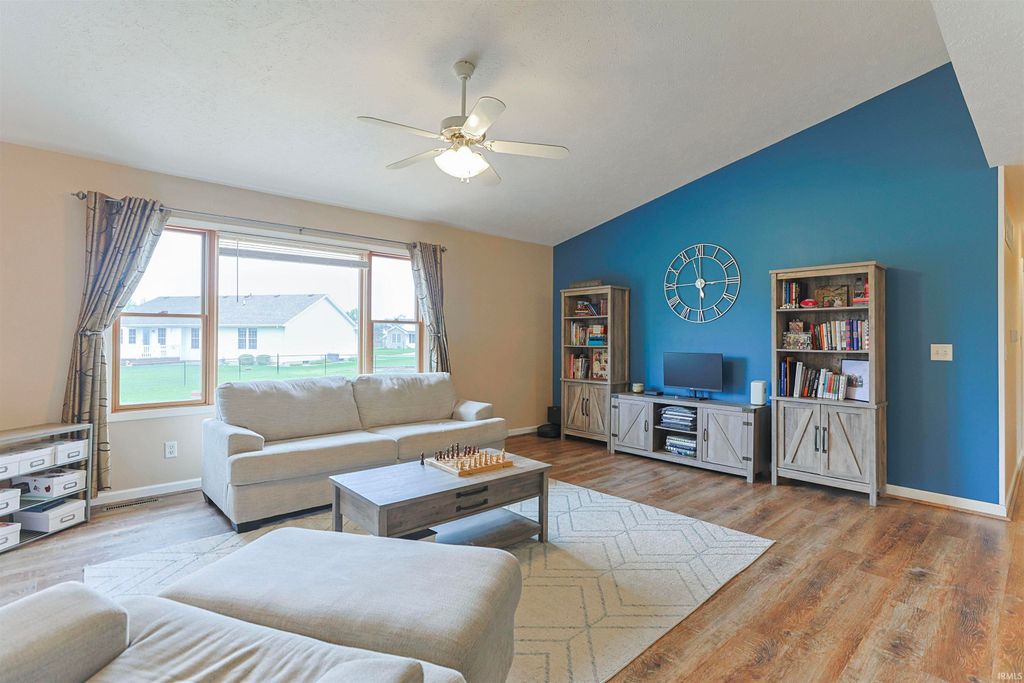 Photo of 10888 Golden Pheasant Drive, Osceola, IN 46561 (MLS # 202615658)
