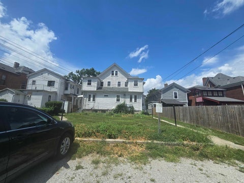 Tiny photo for 817 W Wayne Street, Fort Wayne, IN 46802 (MLS # 202630119)