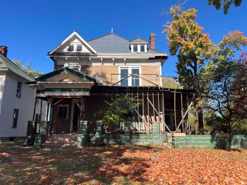 Photo of 2018 North Street, Logansport, IN 46947 (MLS # 202543119) Photo of 2018 North Street, Logansport, IN 46947 (MLS # 202543119)