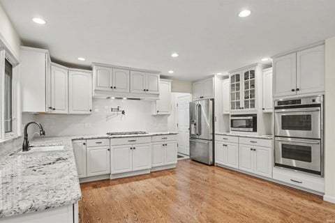 Tiny photo for 15766 Hunting Ridge Trail, Granger, IN 46530 (MLS # 202632416)