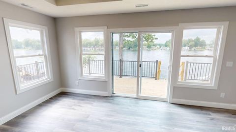 Tiny photo for 4703 E Elmer Girtz Drive, Monticello, IN 47960 (MLS # 202602531)