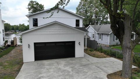 Tiny photo for 4703 E Elmer Girtz Drive, Monticello, IN 47960 (MLS # 202602531)