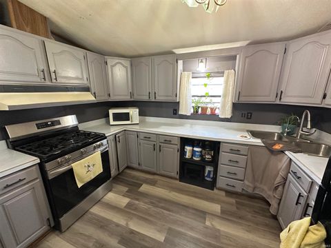 Tiny photo for 220 S Hunt Street, Greentown, IN 46936 (MLS # 202610344)