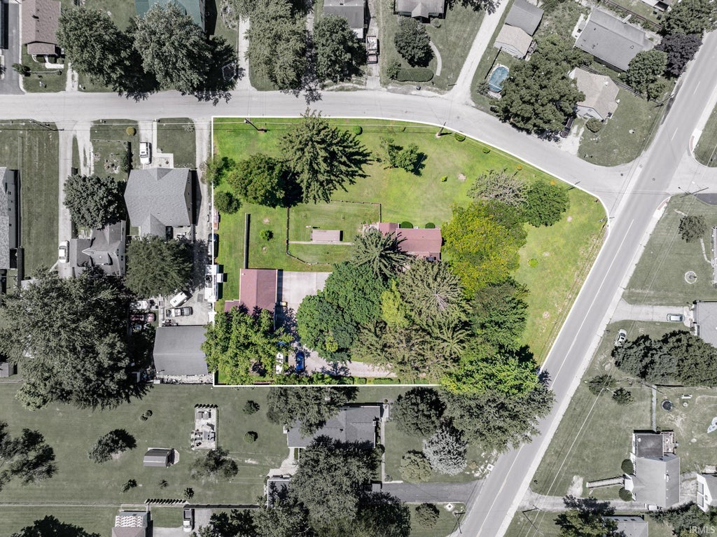 Photo of 1331 S Burlington Drive, Muncie, IN 47302 (MLS # 202625293)