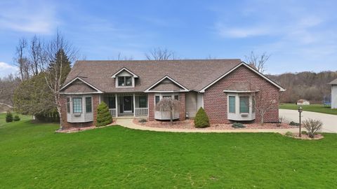 Photo of 2025 N 110 W, Angola, IN 46703 (MLS # 202612341)