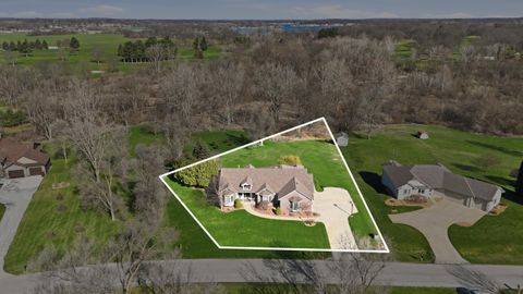 Tiny photo for 2025 N 110 W, Angola, IN 46703 (MLS # 202612341)