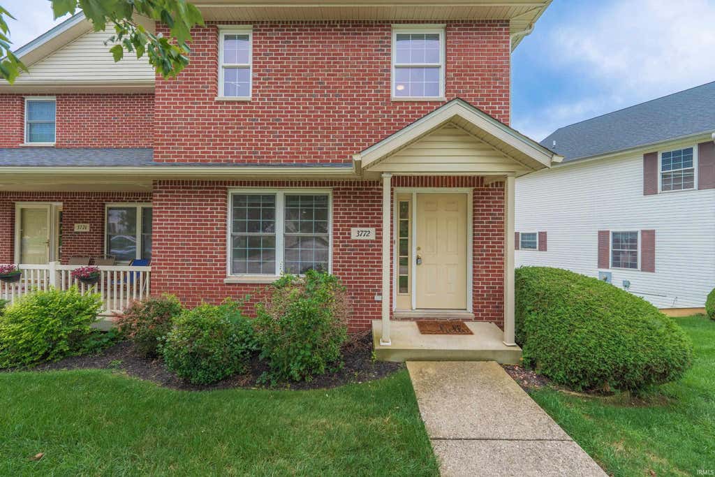 Photo of 3772 E Cobble Creek Drive, Bloomington, IN 47401 (MLS # 202634614)