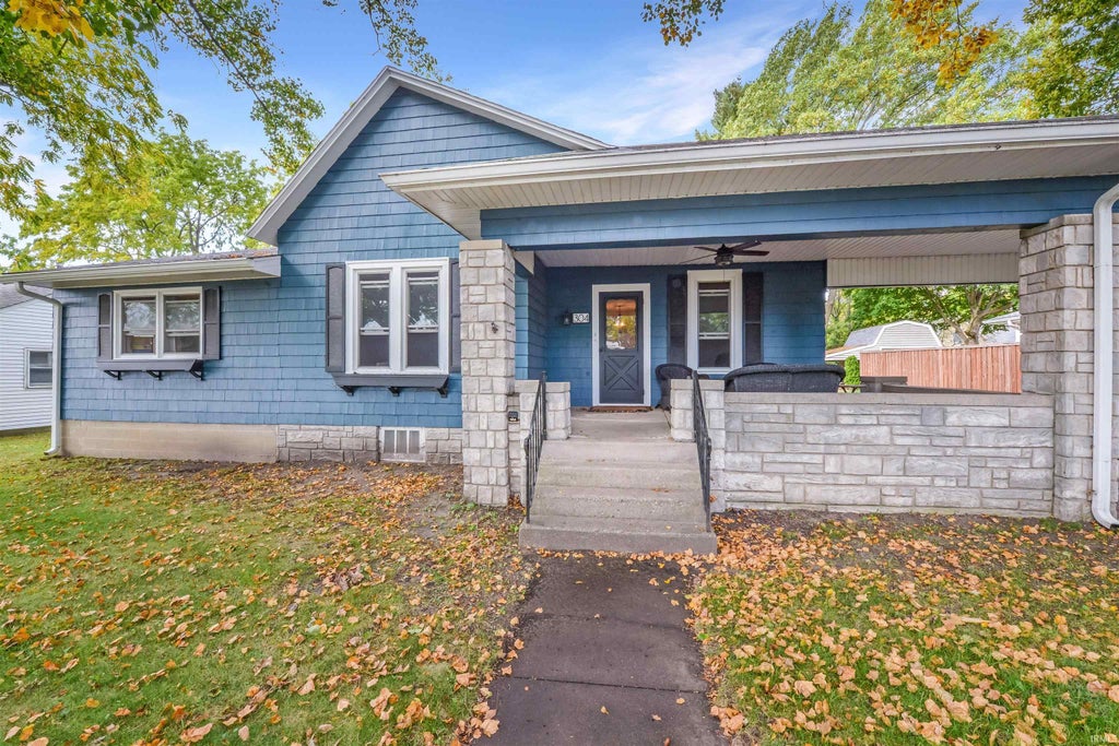 Photo of 304 S Lincoln Avenue, Fowler, IN 47944 (MLS # 202642651)