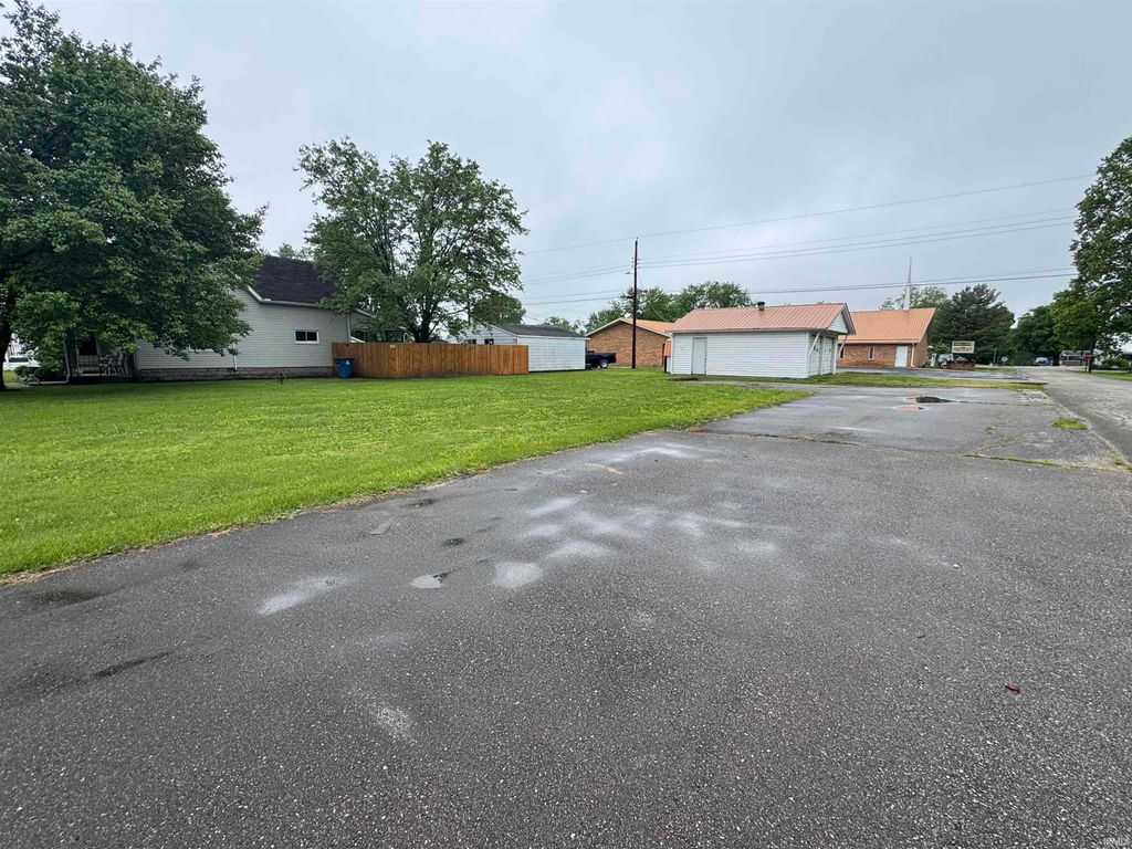 Photo of 301 S Park Street, Jasonville, IN 47438 (MLS # 202617224)