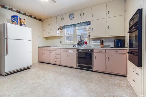 Tiny photo for 1105 W wilkinson Street, Goshen, IN 46526 (MLS # 202600209)