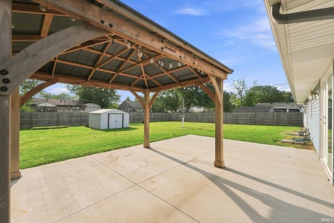 Tiny photo for 2606 Forest Valley Drive, Fort Wayne, IN 46815 (MLS # 202635286)