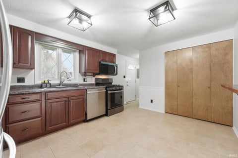 Tiny photo for 2606 Forest Valley Drive, Fort Wayne, IN 46815 (MLS # 202635286)