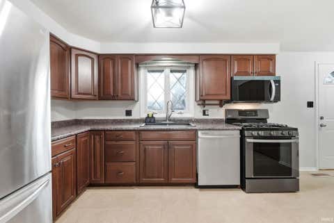 Tiny photo for 2606 Forest Valley Drive, Fort Wayne, IN 46815 (MLS # 202635286)