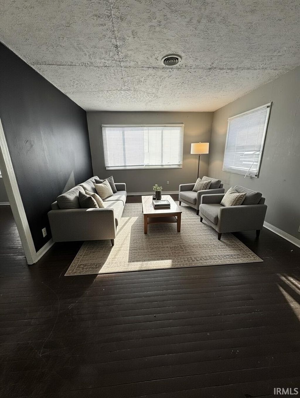 Photo of 2731 Evans Street, Fort Wayne, IN 46806 (MLS # 202603272)