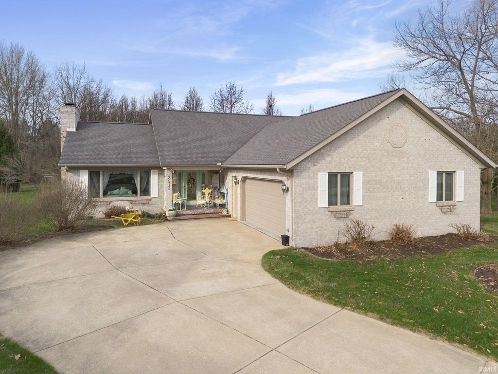 Photo of 3513 Trophy Court, West Lafayette, IN 47906 (MLS # 202611769)