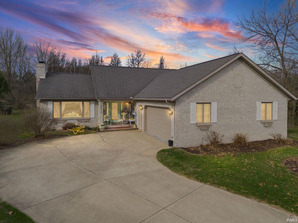 Photo of 3513 Trophy Court, West Lafayette, IN 47906 (MLS # 202611769)