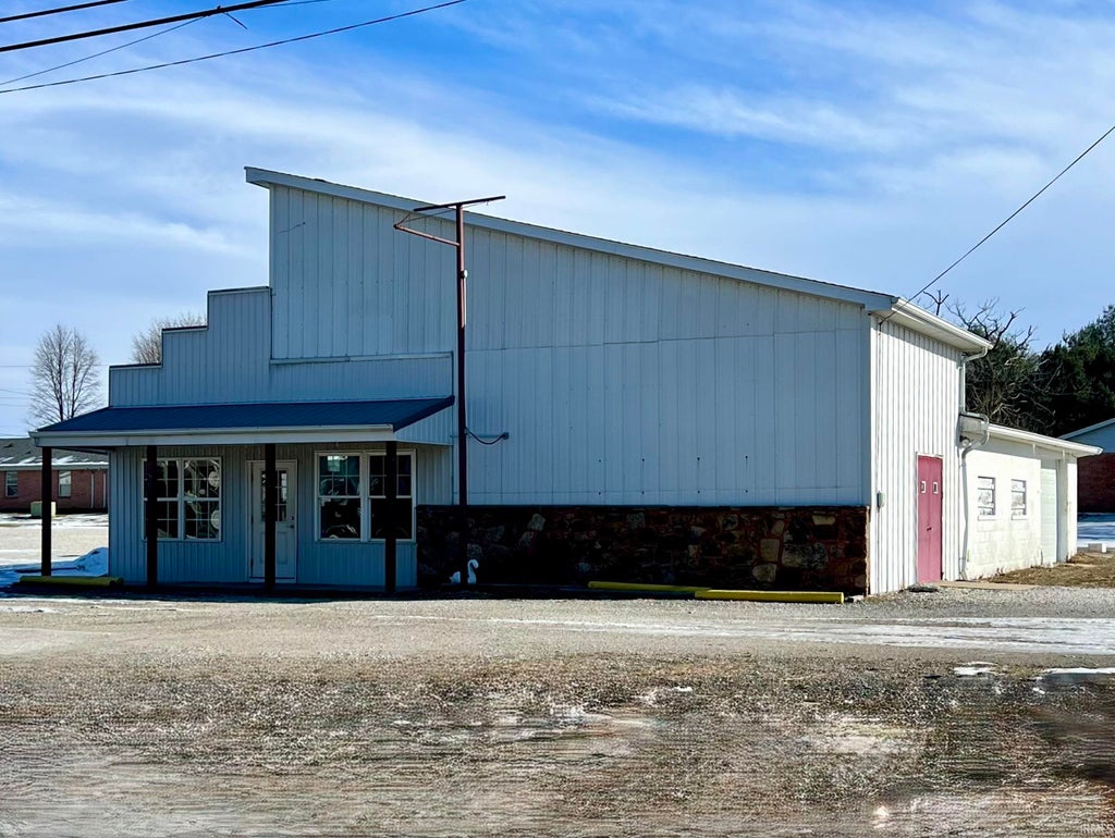 Photo of 686 S Maple Street, Orleans, IN 47452 (MLS # 202633387)