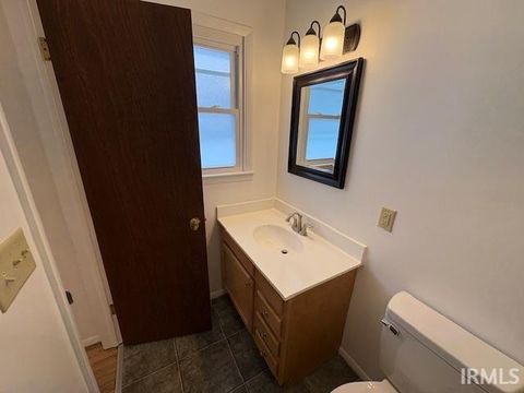 Tiny photo for 1505 N Elizabeth Avenue, Muncie, IN 47304 (MLS # 202605719)