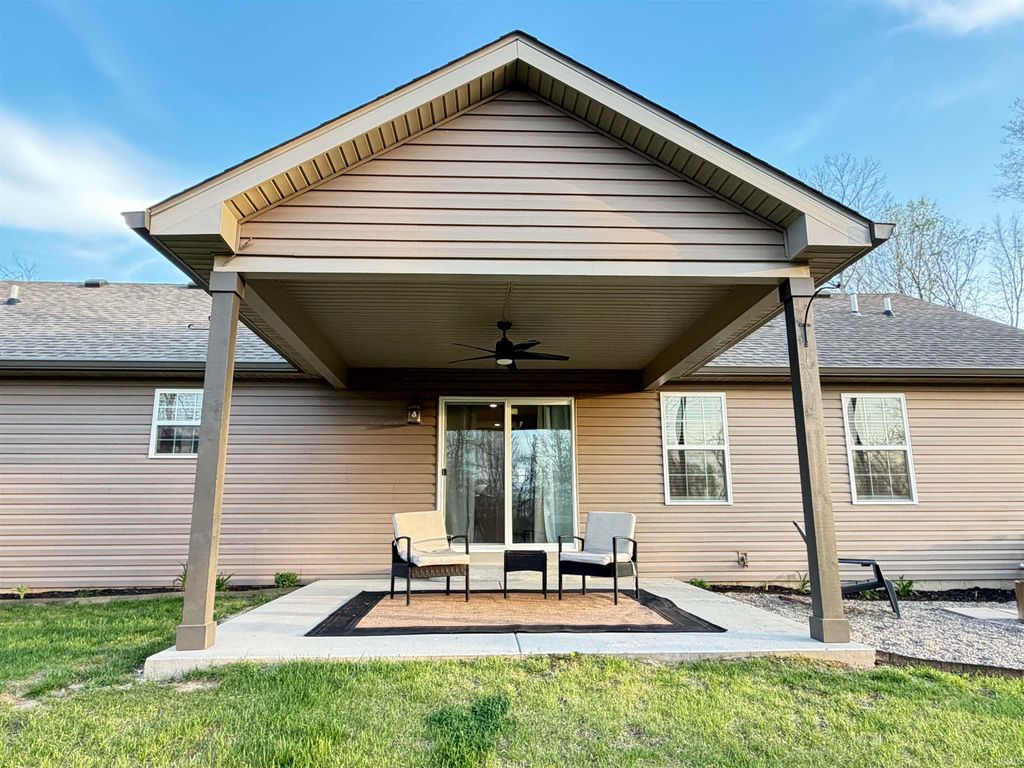 Photo of 120 Red Oak Lane, Covington, IN 47932 (MLS # 202615144)