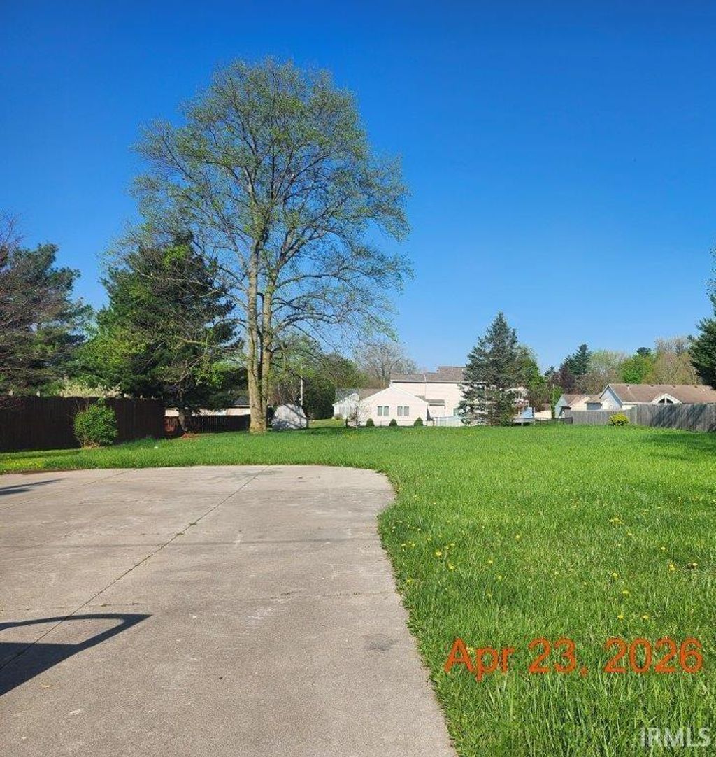 Photo of 1085 S Center Street, Waterloo, IN 46793 (MLS # 202616813)
