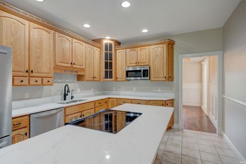Tiny photo for 21 N Fetter Lane, Boonville, IN 47601 (MLS # 202618538)