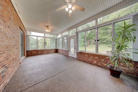 Tiny photo for 21 N Fetter Lane, Boonville, IN 47601 (MLS # 202618538)
