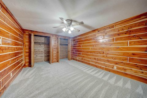 Tiny photo for 21 N Fetter Lane, Boonville, IN 47601 (MLS # 202618538)