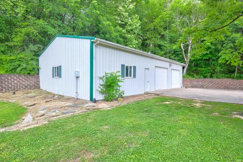 Tiny photo for 21 N Fetter Lane, Boonville, IN 47601 (MLS # 202618538)