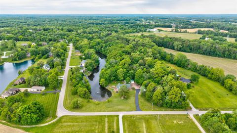 Tiny photo for 21 N Fetter Lane, Boonville, IN 47601 (MLS # 202618538)