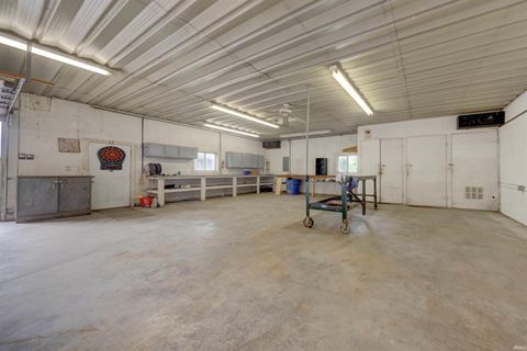 Tiny photo for 21 N Fetter Lane, Boonville, IN 47601 (MLS # 202618538)