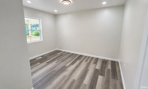 Tiny photo for 918 N Leeds Street, Kokomo, IN 46901 (MLS # 202626583)