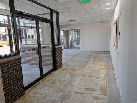 Tiny photo for 2739 Albright Road, Kokomo, IN 46902 (MLS # 202539848)