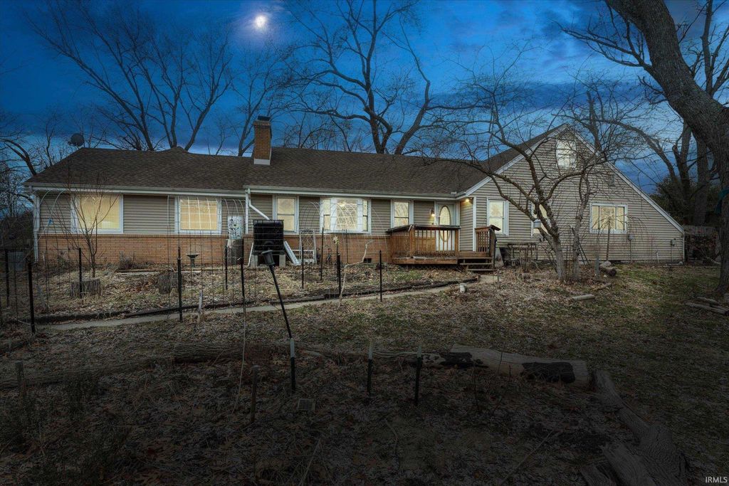 Photo of 53025 Ridgewood Drive, South Bend, IN 46637 (MLS # 202607570)