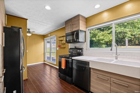 Tiny photo for 3600 Mulberry Drive, Lafayette, IN 47905 (MLS # 202641965)
