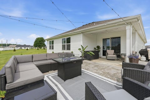Tiny photo for 7902 Cordovan Cove, Fort Wayne, IN 46835 (MLS # 202624986)