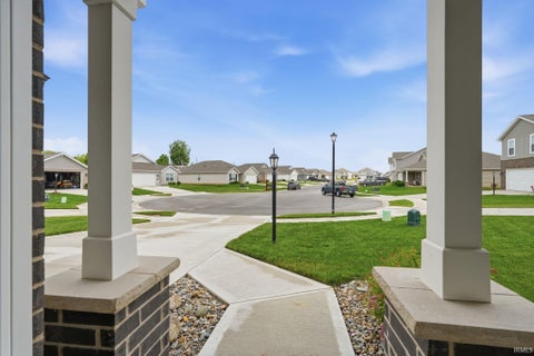 Tiny photo for 7902 Cordovan Cove, Fort Wayne, IN 46835 (MLS # 202624986)