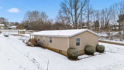 Tiny photo for 9205 S Harrodsburg Road, Bloomington, IN 47403 (MLS # 202548098)