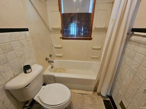 Tiny photo for 606 N Race Street, Monon, IN 47959 (MLS # 202547312)