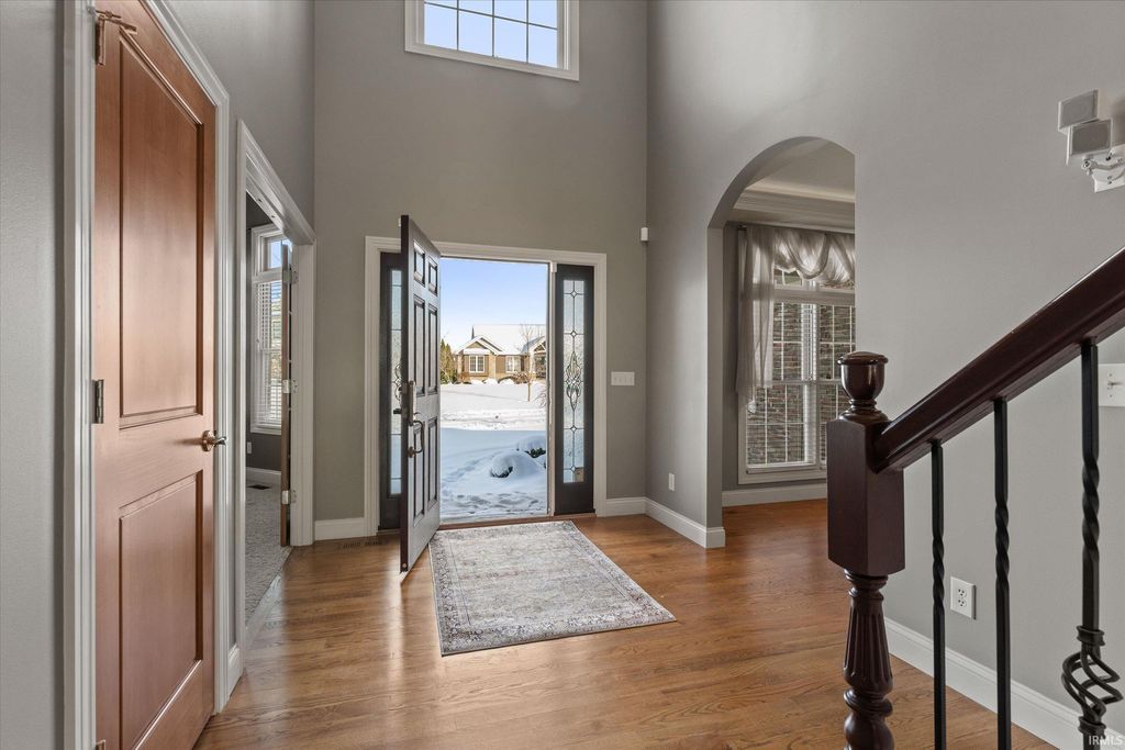 Photo of 51095 Chatham Ridge Drive, South Bend, IN 46637 (MLS # 202610895)