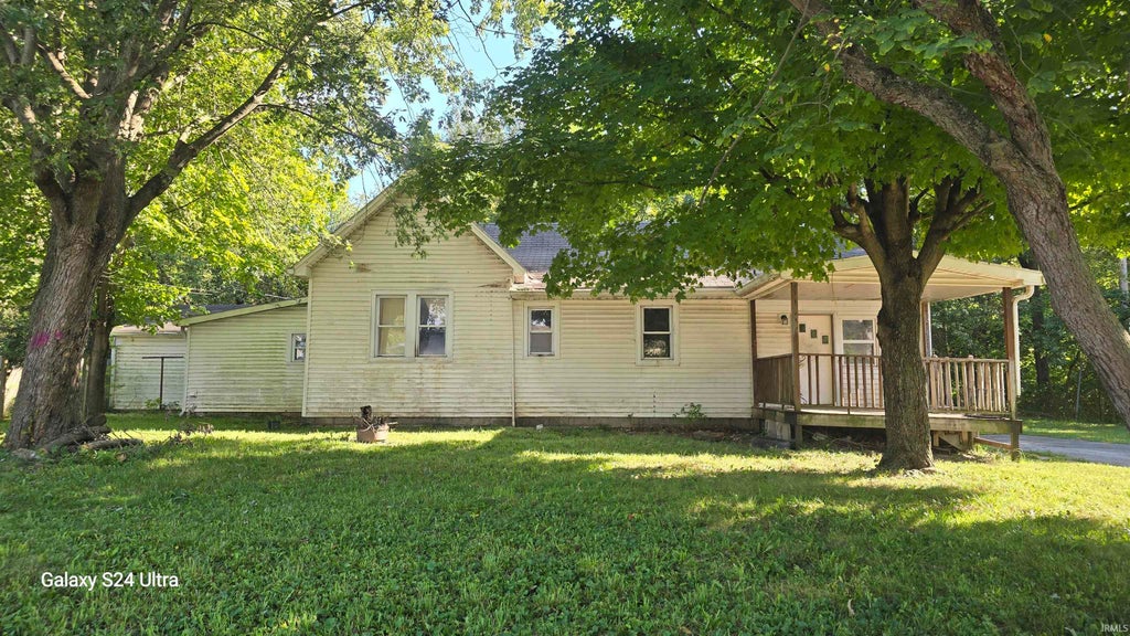 Photo of 615 S Grove Street, Marion, IN 46953 (MLS # 202638171)
