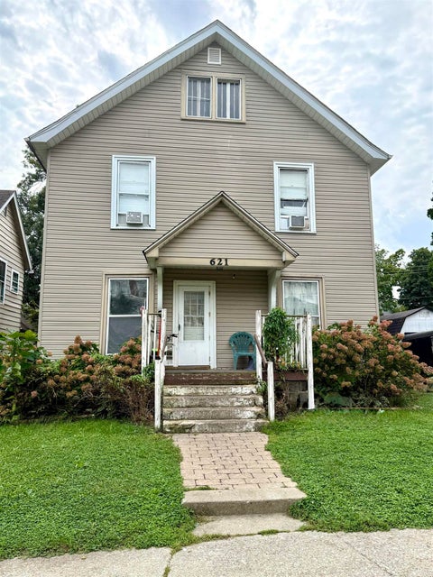 Photo for 621 W 5Th Street