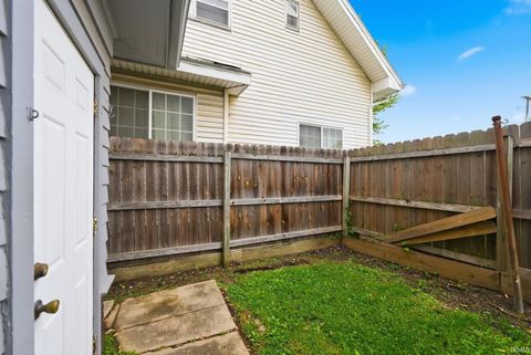 Tiny photo for 3817 S Harrison Street, Fort Wayne, IN 46807 (MLS # 202615765)