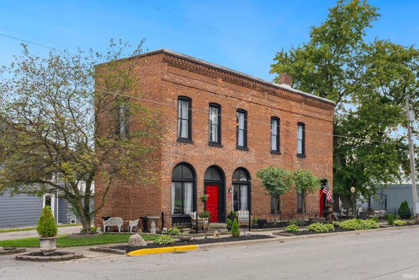 110 E MARKET ST, PIERCETON, IN 46562 - Image 88d53f3f61a29fd4c8dafd0561df9c6f/3546552587